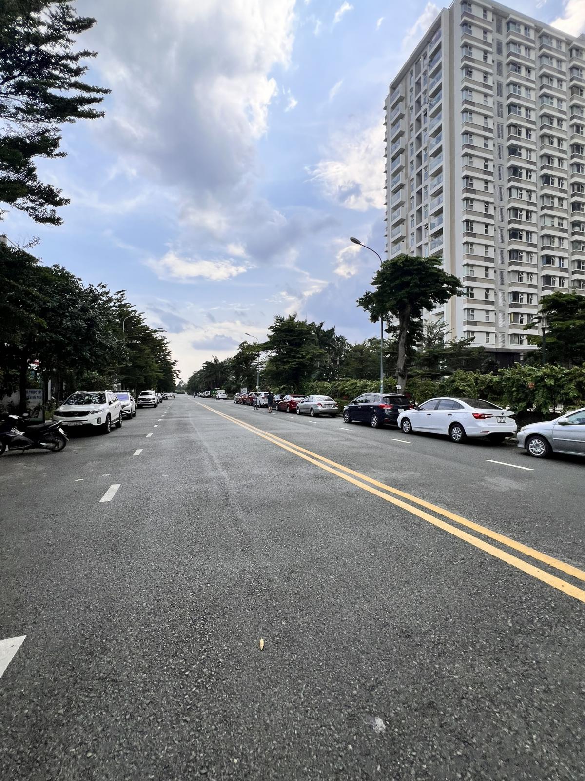 Chuyển nhượng đất nền Nam Long